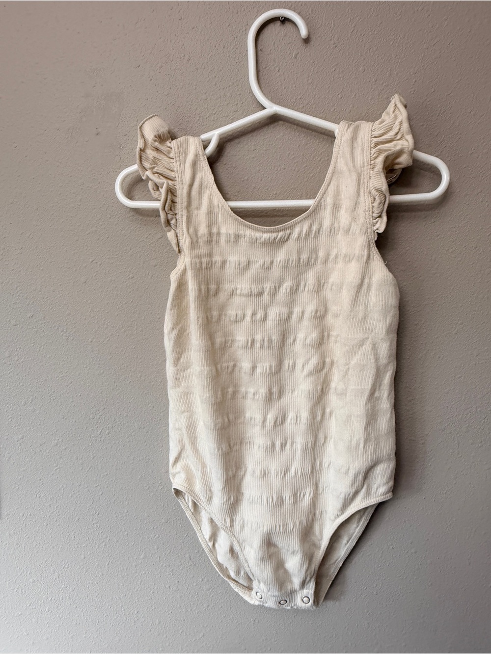 Rylee + Cru Ruffle Bodysuit - natural